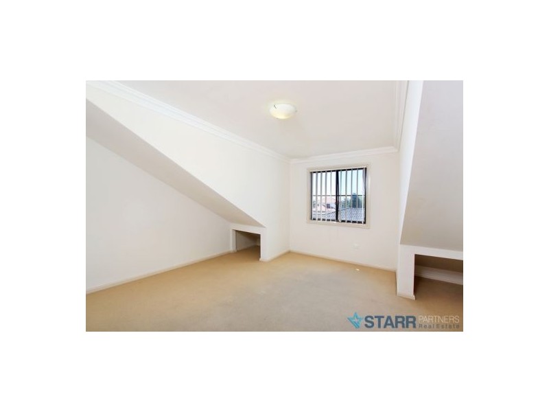 10/143-145 Blaxcell Street, Granville NSW 2142