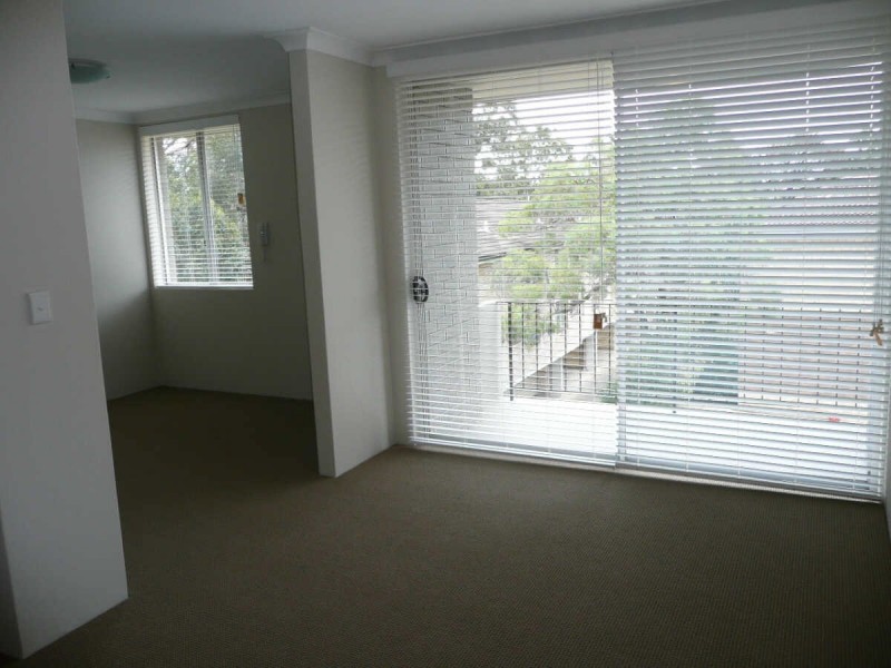 22/18  OXFORD STREET, Merrylands NSW 2160