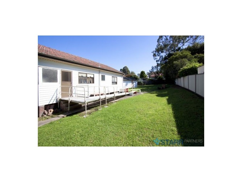 10 Regina Street, Guildford NSW 2161