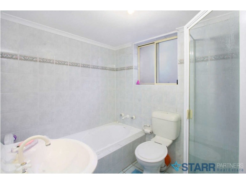 8/9  OXFORD STREET, Merrylands NSW 2160