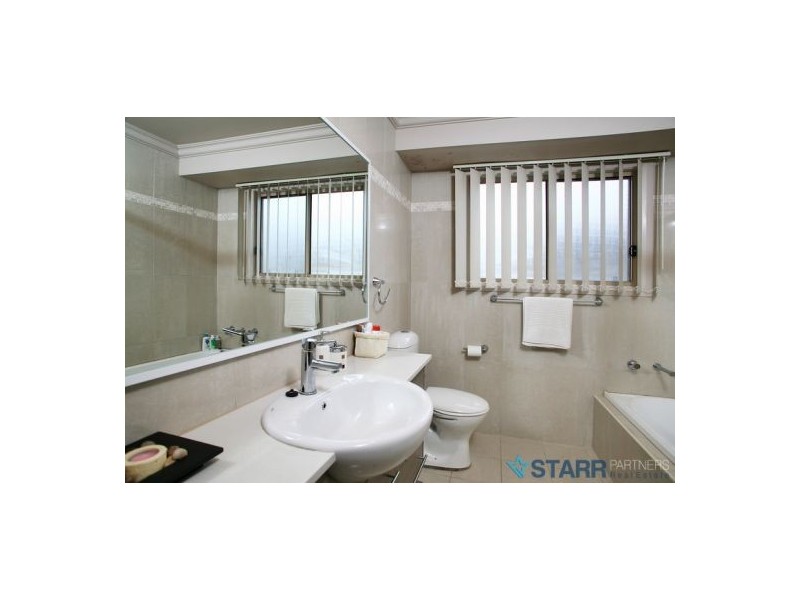 14 Parry Street, Pendle Hill NSW 2145