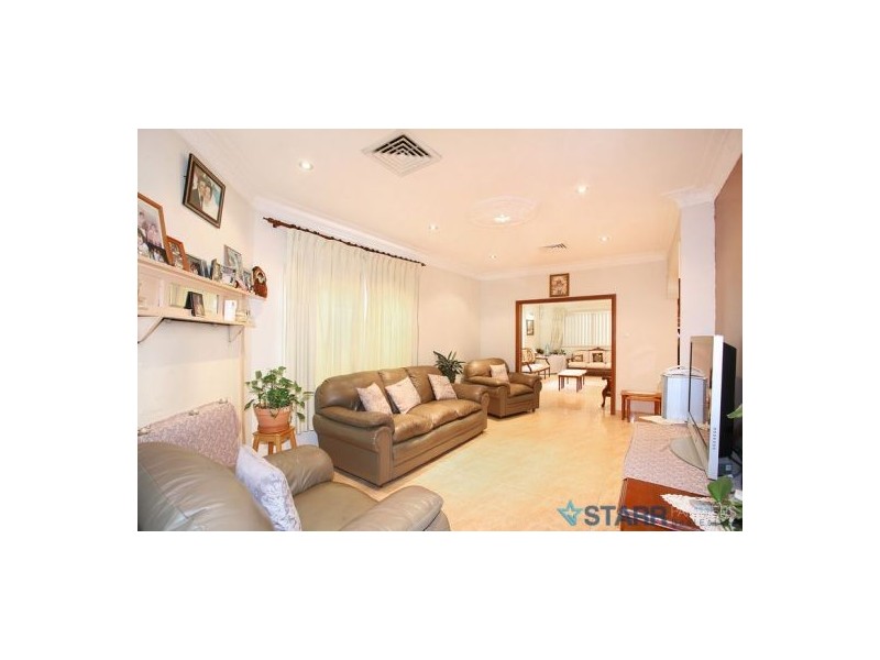 71 Robertson Street, Merrylands NSW 2160