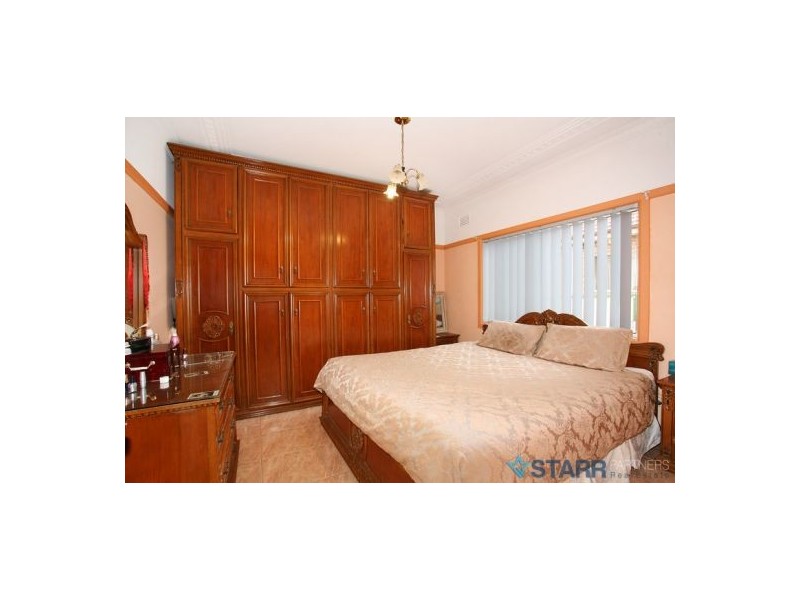 71 Robertson Street, Merrylands NSW 2160