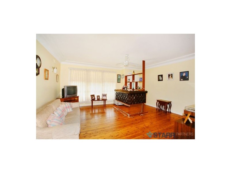 11 Dell Street, Woodpark NSW 2164