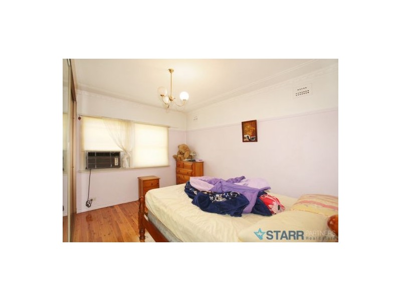 19 Bursill Street, Guildford NSW 2161