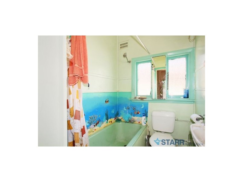 19 Bursill Street, Guildford NSW 2161