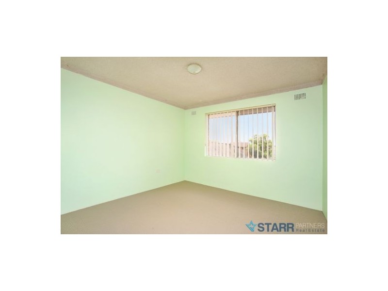 18/16 Hutchinson Street, Granville NSW 2142