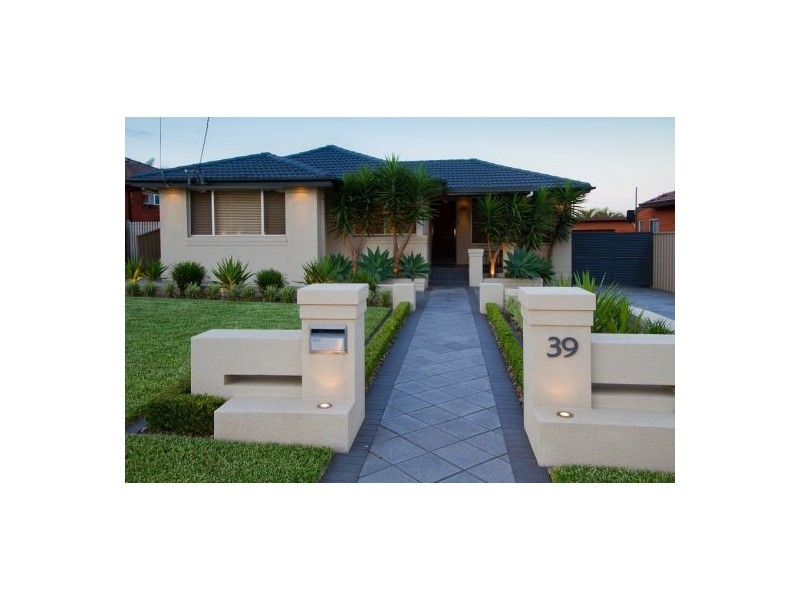 39 Darling Street, Greystanes NSW 2145