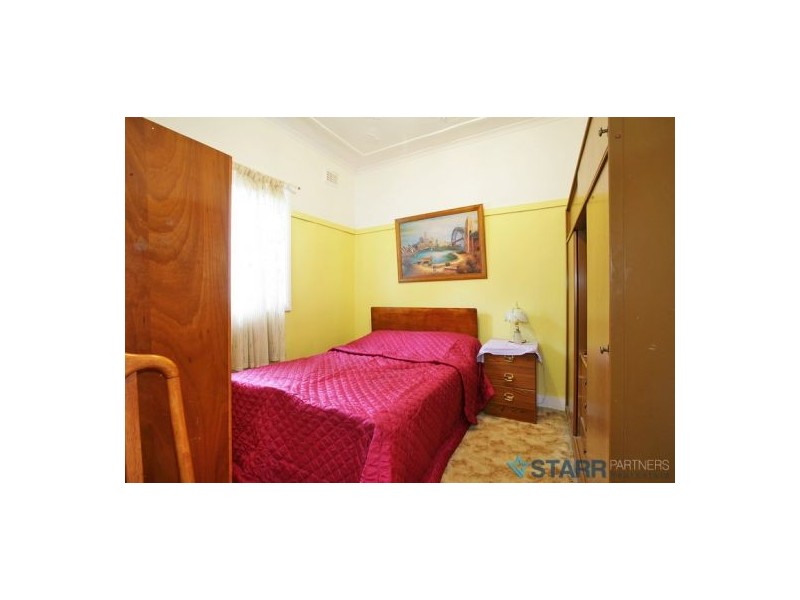 122 Warwick Road, Merrylands NSW 2160