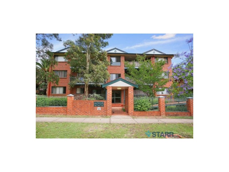 1/10 Arthur Street, Merrylands NSW 2160