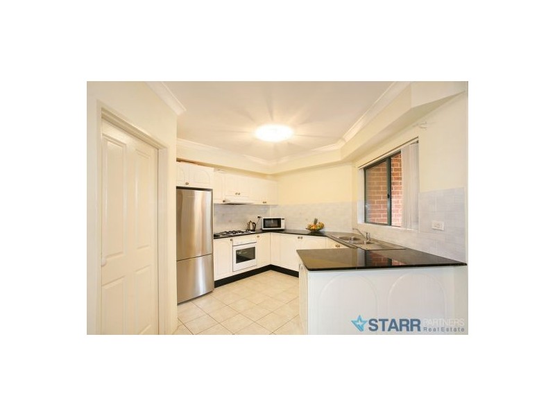 1/10 Arthur Street, Merrylands NSW 2160