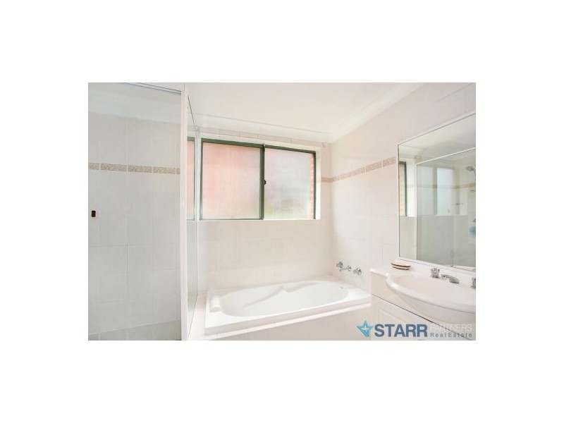 1/10 Arthur Street, Merrylands NSW 2160