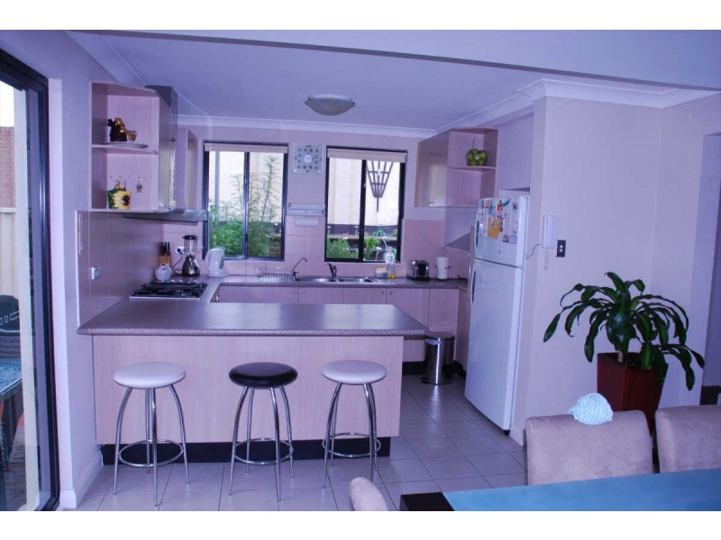 1/112  BETTS ROAD, Woodpark NSW 2164