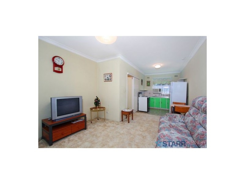 3/14 Sherwood Road, Merrylands NSW 2160