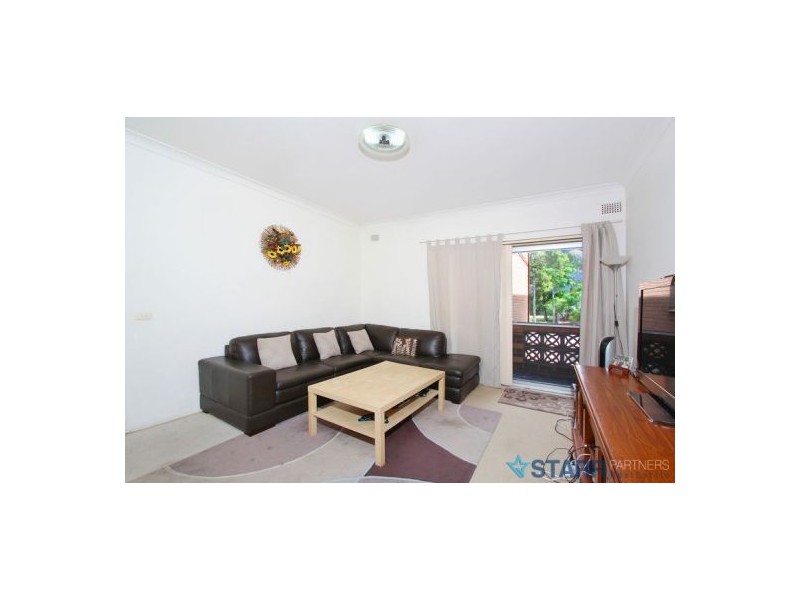 6/11 Birmingham Street, Merrylands NSW 2160