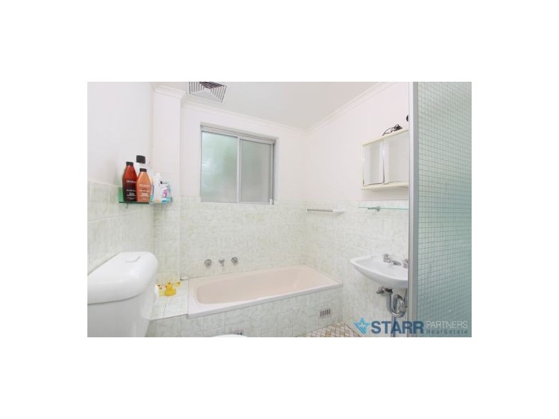 6/11 Birmingham Street, Merrylands NSW 2160