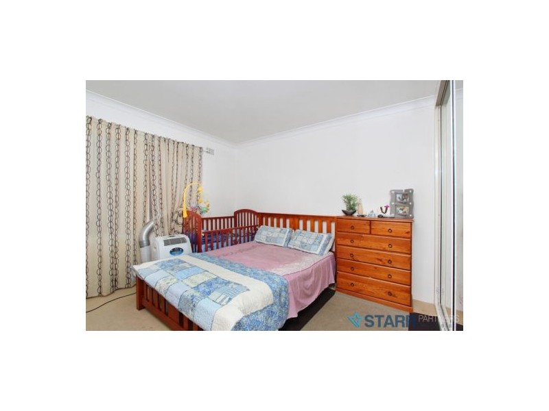 6/11 Birmingham Street, Merrylands NSW 2160