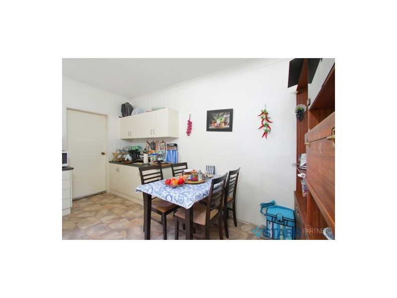 6/11 Birmingham Street, Merrylands NSW 2160