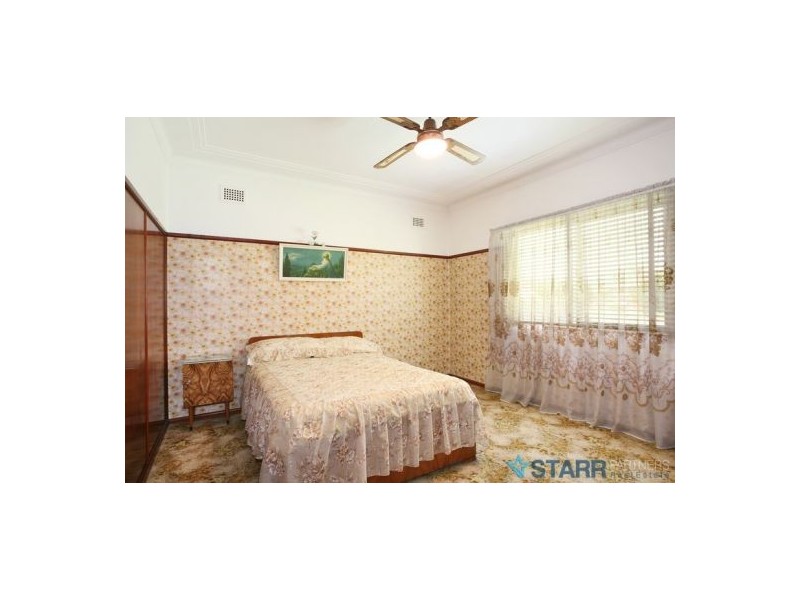 31 Mountford Avenue, Guildford NSW 2161