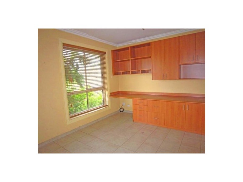 1 Lomond Street, Guildford NSW 2161