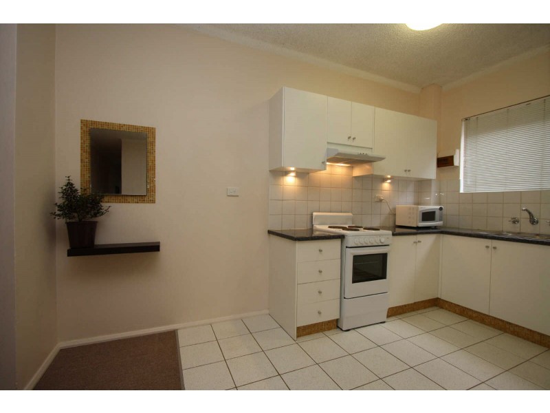 01/04  CALLIOPE STREET, Guildford NSW 2161