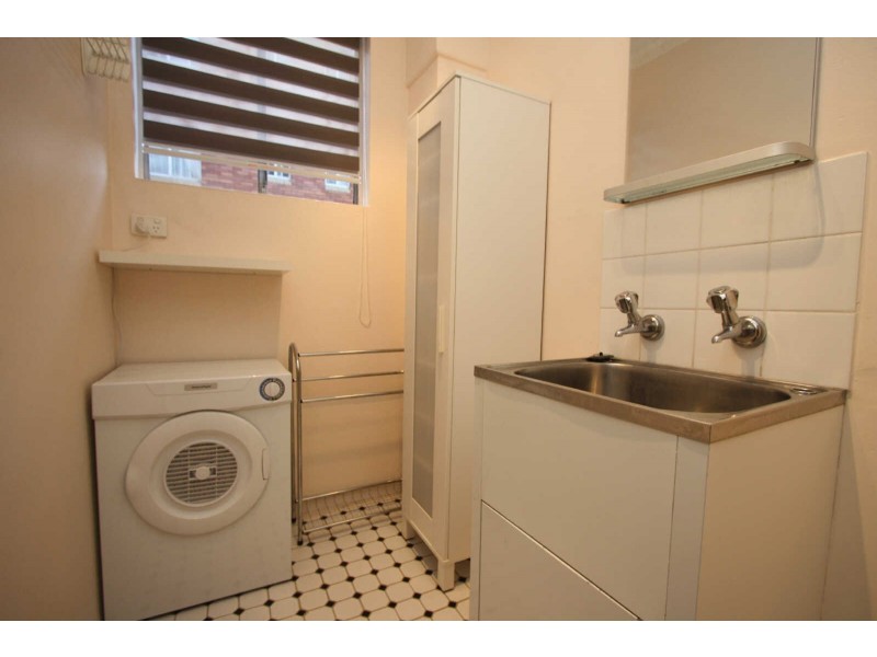 01/04  CALLIOPE STREET, Guildford NSW 2161