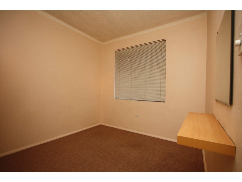 01/04  CALLIOPE STREET, Guildford NSW 2161