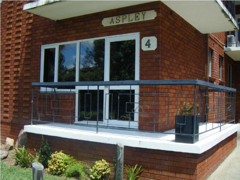 01/04  CALLIOPE STREET, Guildford NSW 2161