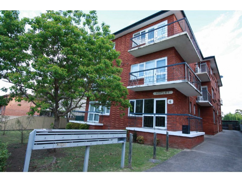 01/04  CALLIOPE STREET, Guildford NSW 2161