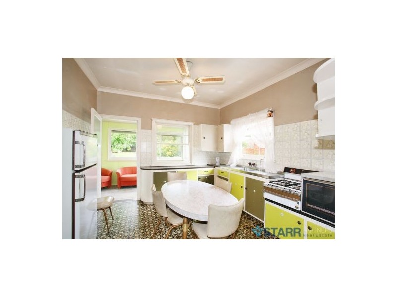 107 Military Road, Guildford NSW 2161