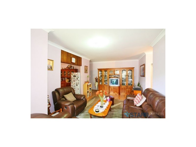 2/45-47 Calliope Street, Guildford NSW 2161