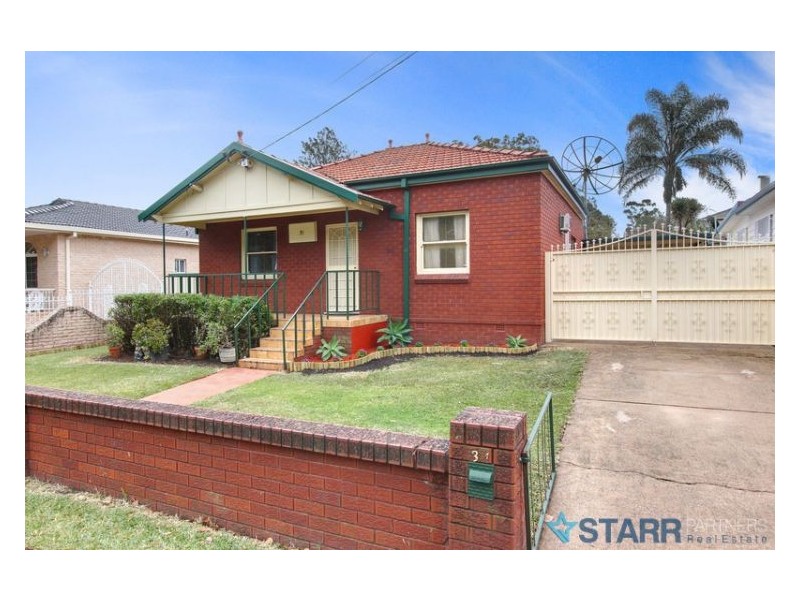 31 Montrose Avenue, Merrylands NSW 2160