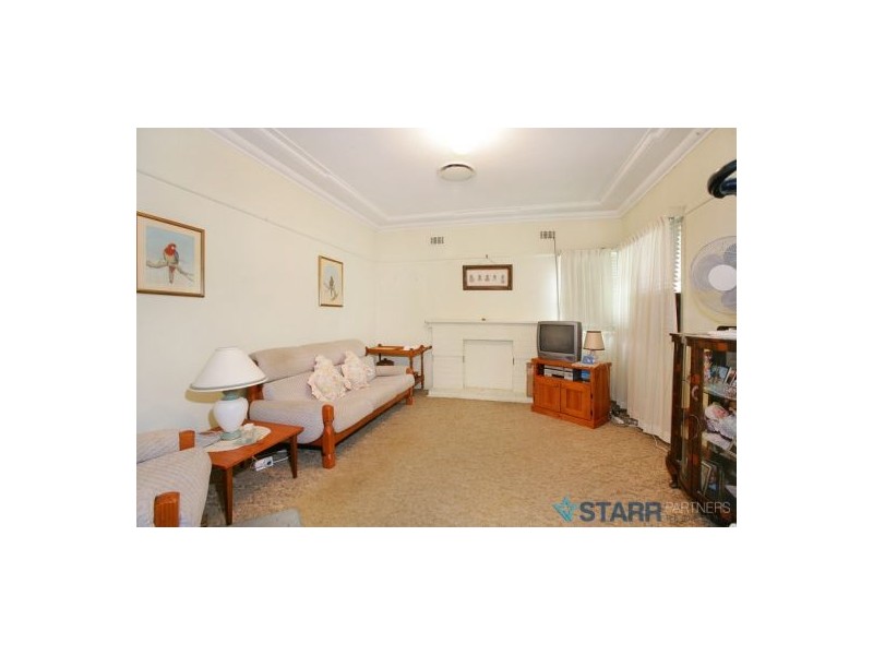 25 Chetwynd Road, Merrylands NSW 2160