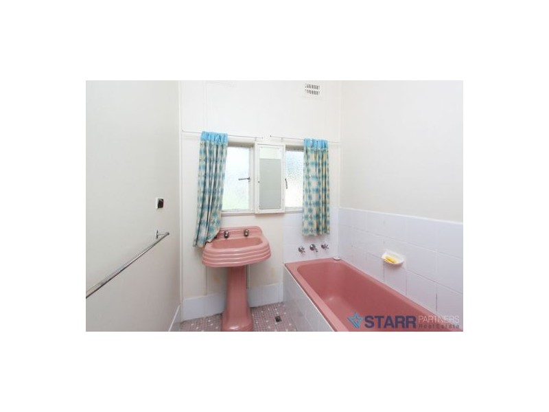 41 Faulds Road, Guildford NSW 2161