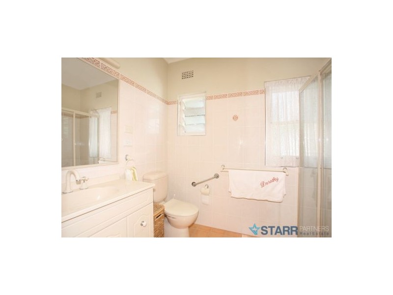 11 Kenelda Avenue, Guildford NSW 2161