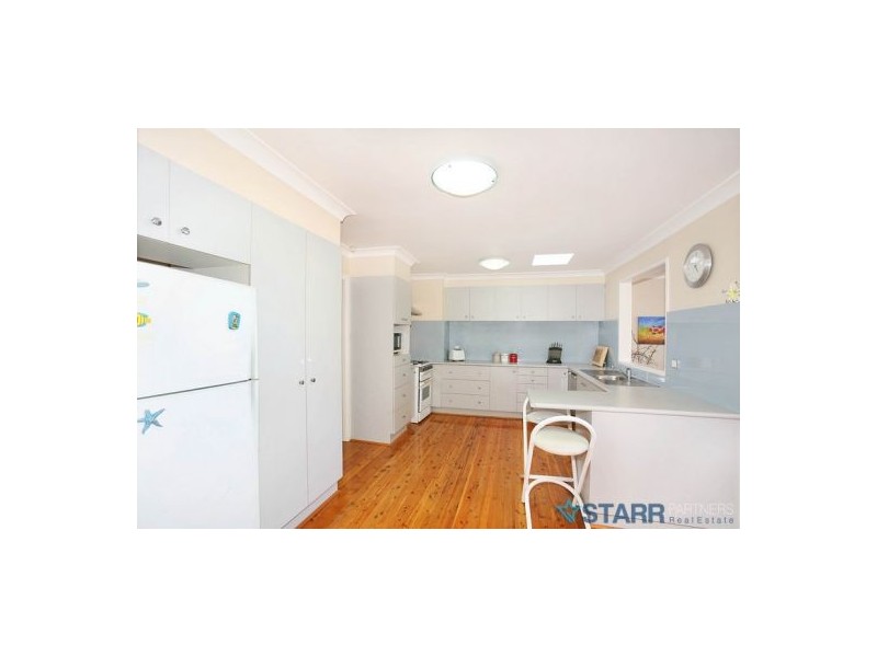 8 Braeside Road, Greystanes NSW 2145