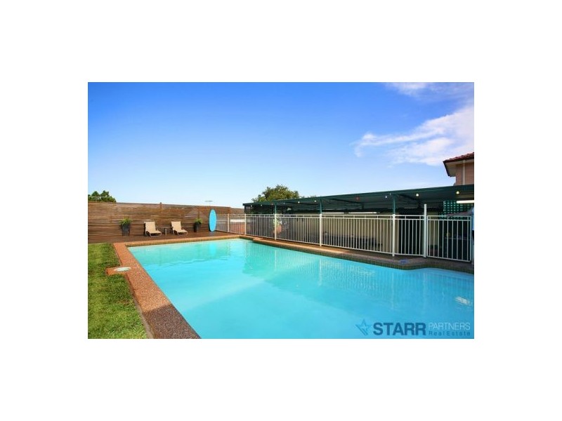 8 Braeside Road, Greystanes NSW 2145