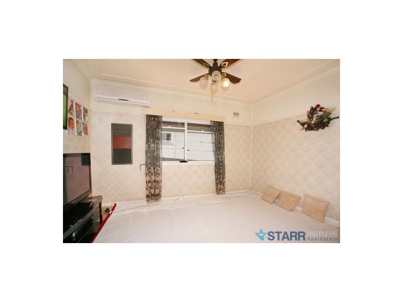 15 Murray Street, Merrylands NSW 2160