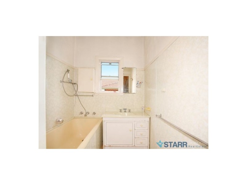 15 Murray Street, Merrylands NSW 2160