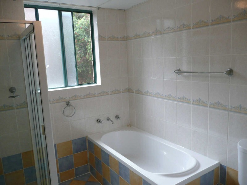 4/6  PATON STREET, Merrylands NSW 2160