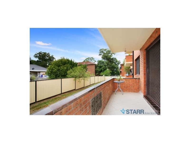 8/29 Neil Street, Merrylands NSW 2160