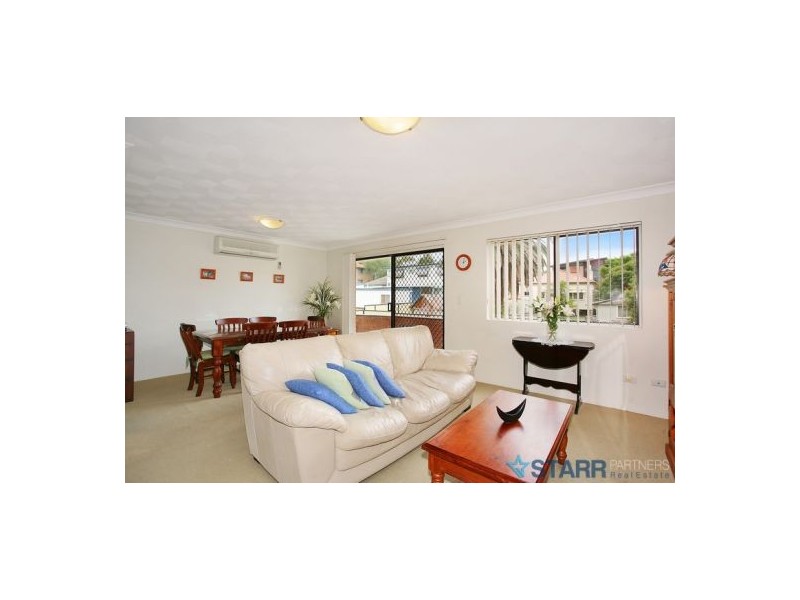 8/29 Neil Street, Merrylands NSW 2160