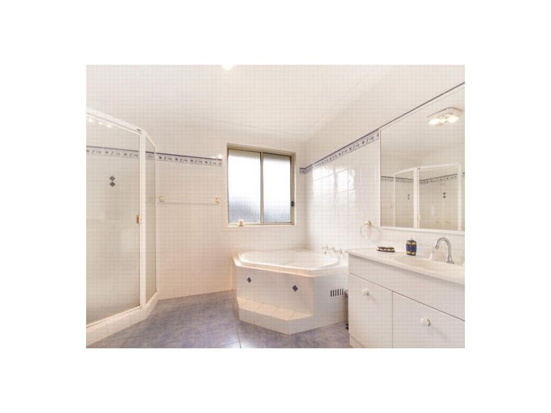 8 Villiers Street, Merrylands NSW 2160