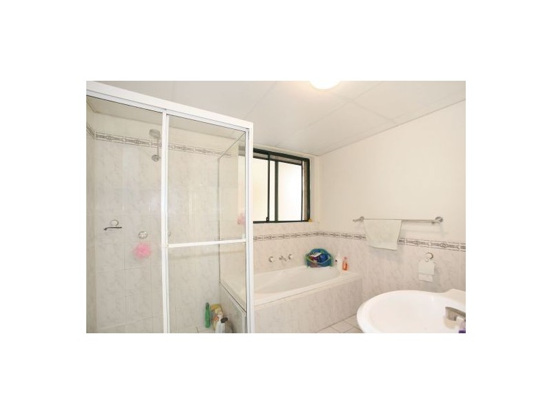 18/12-16 Blaxcell Street, Granville NSW 2142