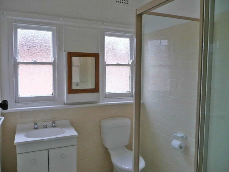 16  ROBILLIARD STREET, Mays Hill NSW 2145