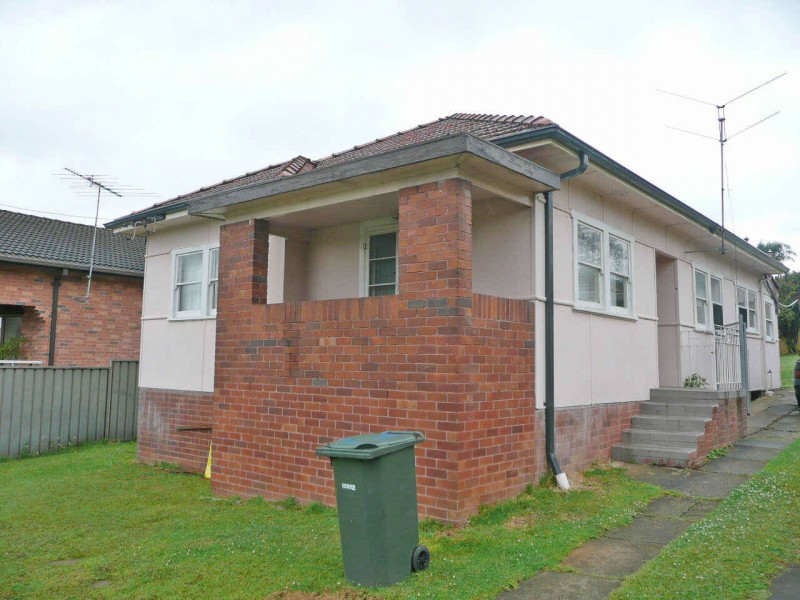 16  ROBILLIARD STREET, Mays Hill NSW 2145