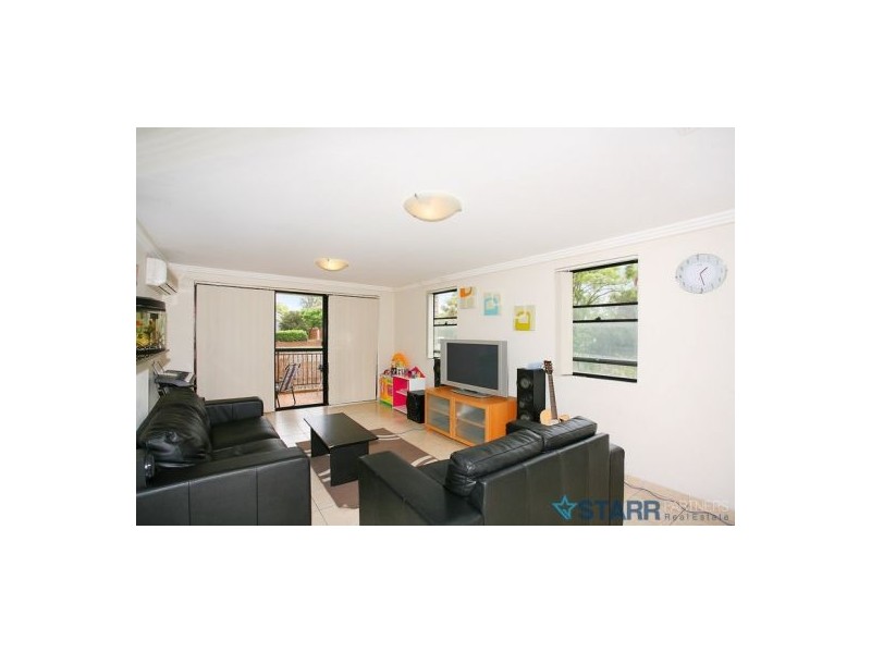 27/12 Murray Street, Northmead NSW 2152