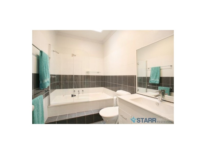 146 Braeside Road, Greystanes NSW 2145