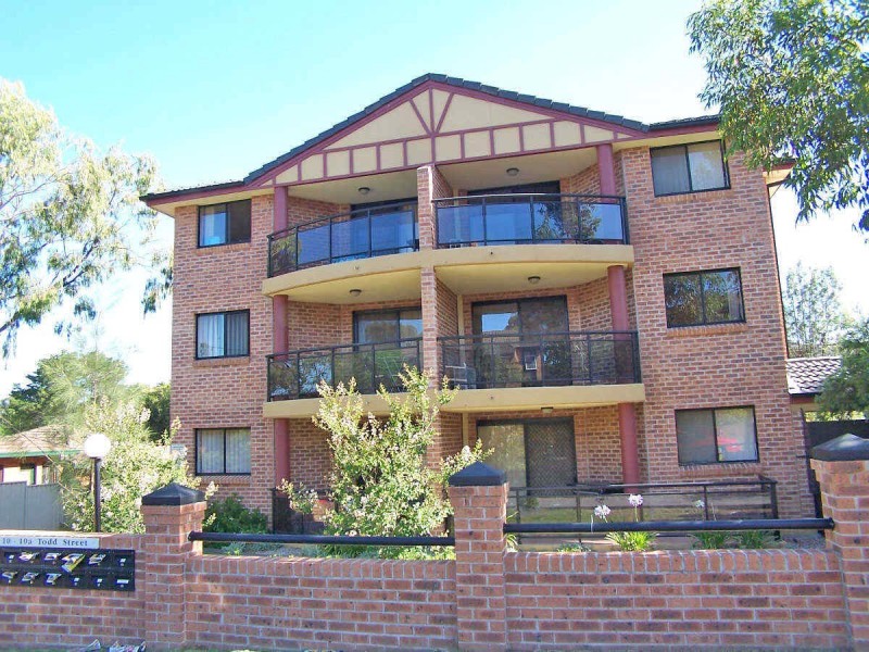 13/10  TODD STREET, Merrylands NSW 2160