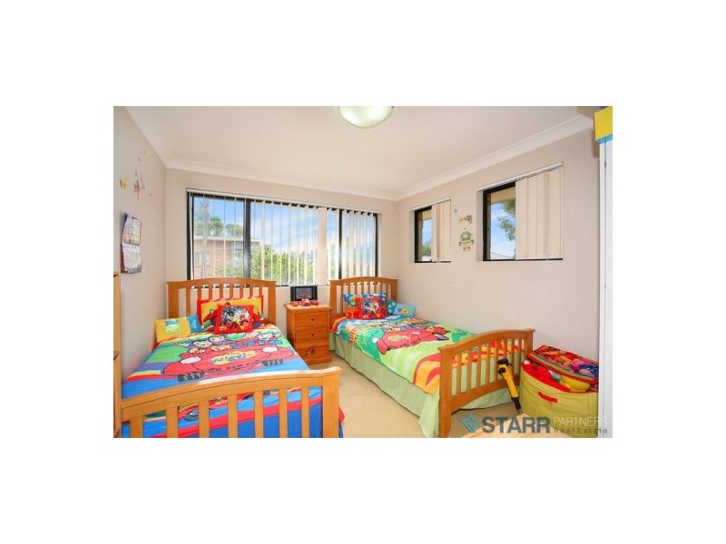 8/85-89 Clyde Street, Guildford NSW 2161